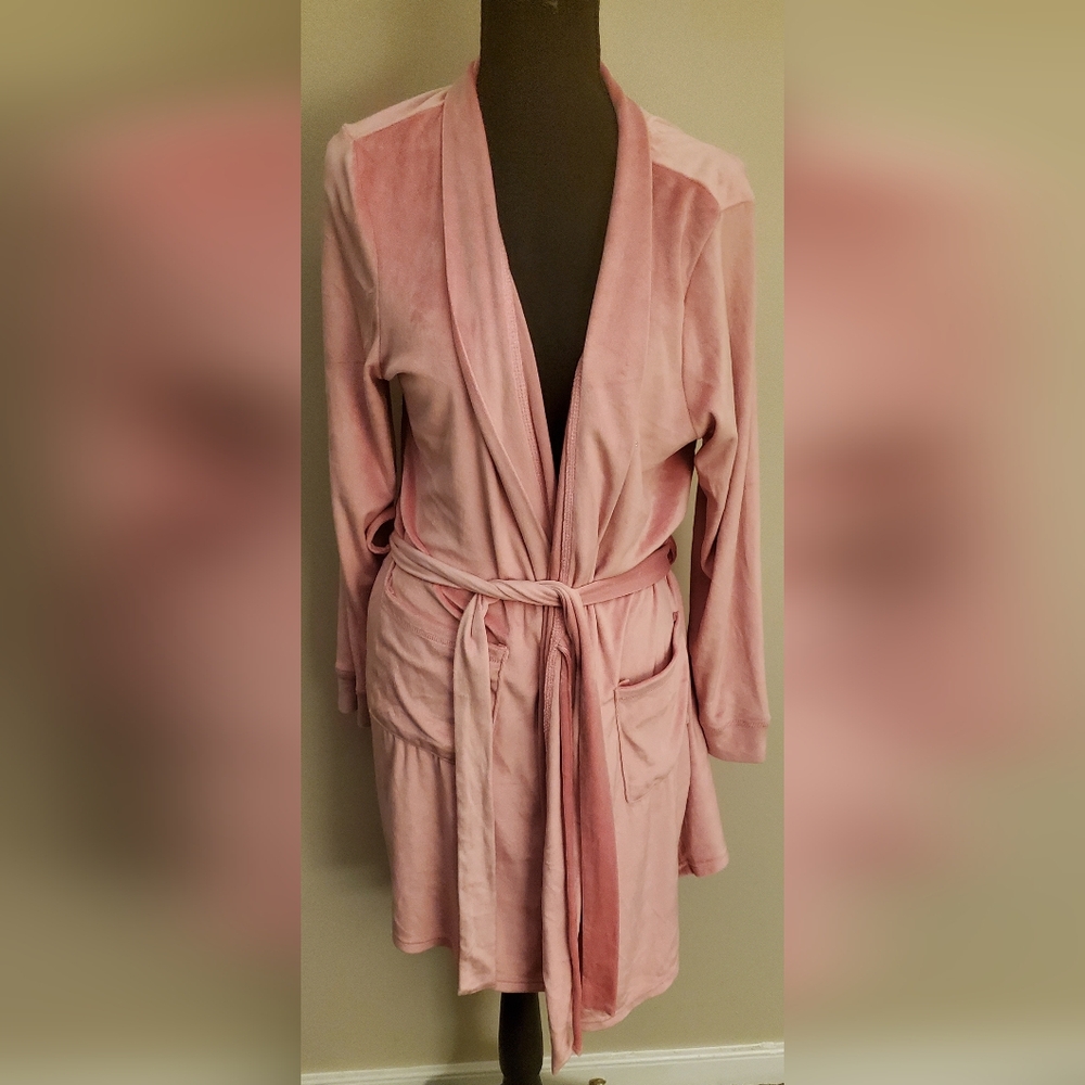 Juicy Couture Pink Plush Robe Intimates